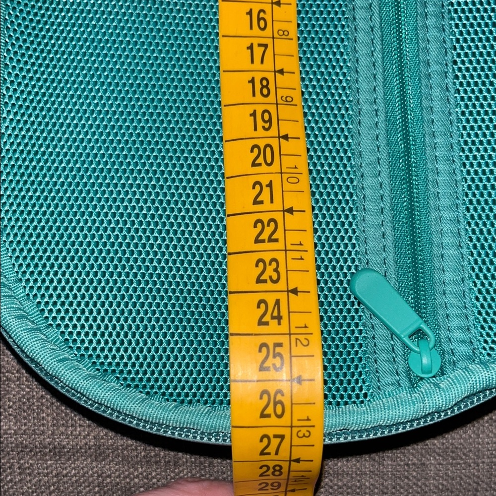 One Skin Teal Cosmetic Bag - Picture 8 of 10